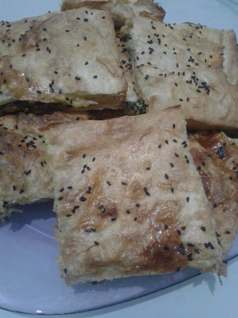Pratik Ispanaklı Börek Tarifi 2023