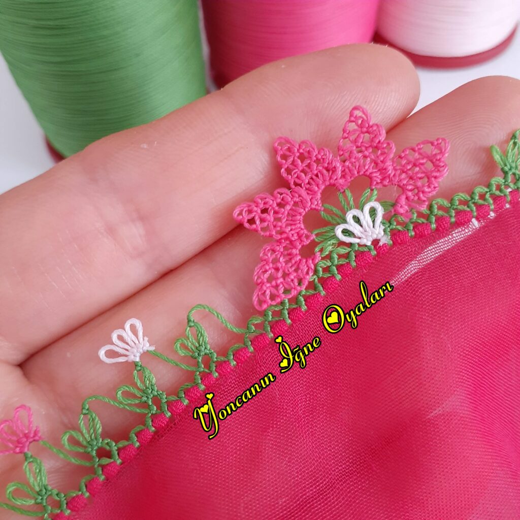 sıralı iğne oyası modeli renkli motif
