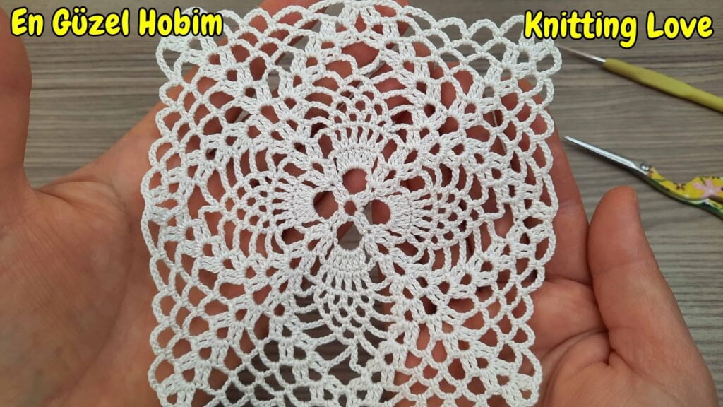 kare tığ işi örgü modeli
