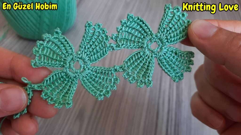 kız çocukları için tığ işi saç bandı modeli