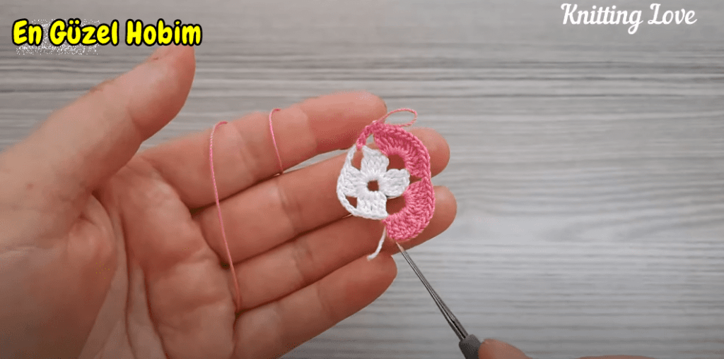3D Şahane Tığ İşi Çiçek Örgü Motifi Yapımı