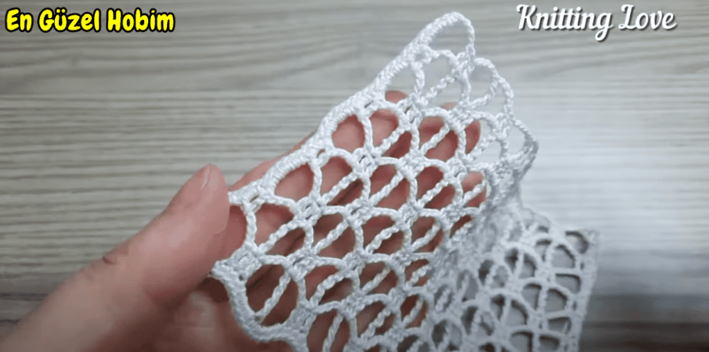 Kolay Delikli Süper Örgü Modeli Yapılışı
