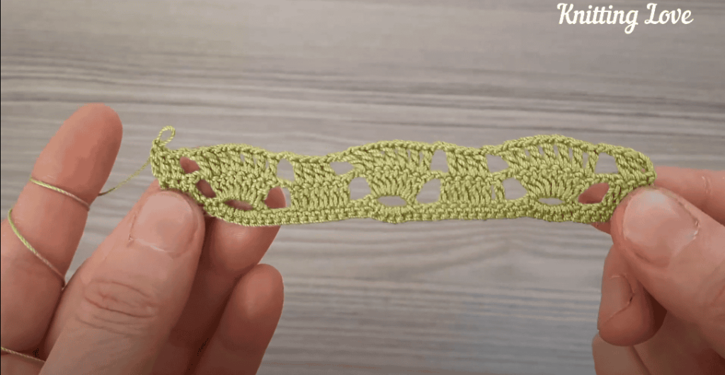 Fıstık yeşili tığ işi desen – şal ve yelek için motif