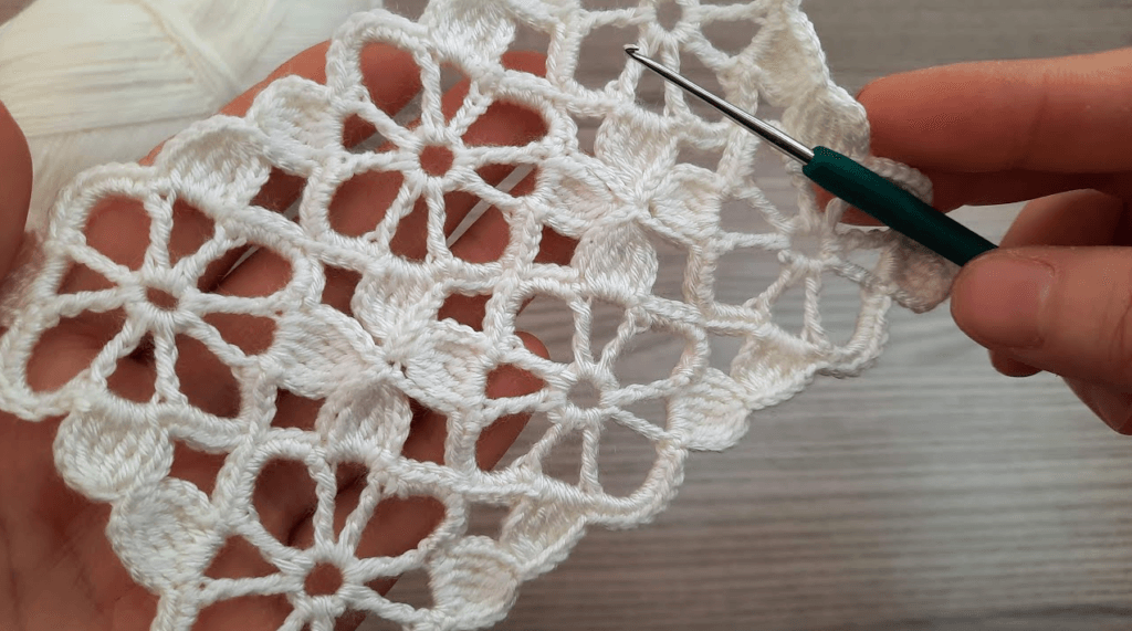 Kolay Tığ İşi Çiçek Motif Yapımı | Kare Dantel Motif