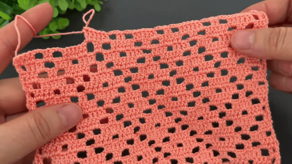 🧵 Kolay Tığ İşi Dantel Örgü Modeli – Yeni Başlayanlar İçin Zarif Crochet Deseni